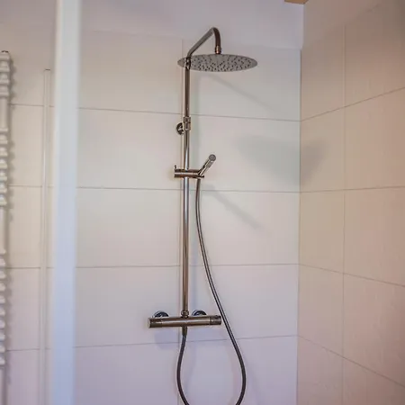Roubenka Pod Oblohou * Dolní Morava